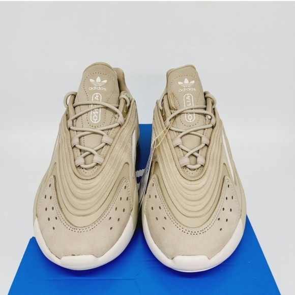 New Adidas Ozelia Women's Running Shoes Size 9 - Picture 3 of 9